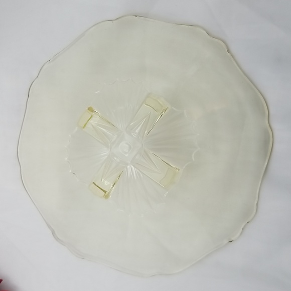 Lancaster Glass Depression Era Yellow Topaz Center Bowl - Picture 3 of 14